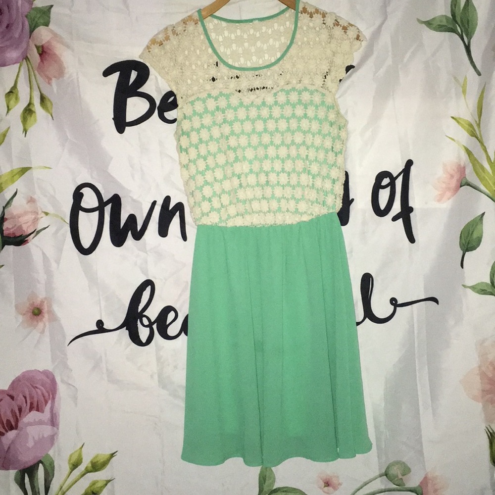 Going out Dress with teal and white